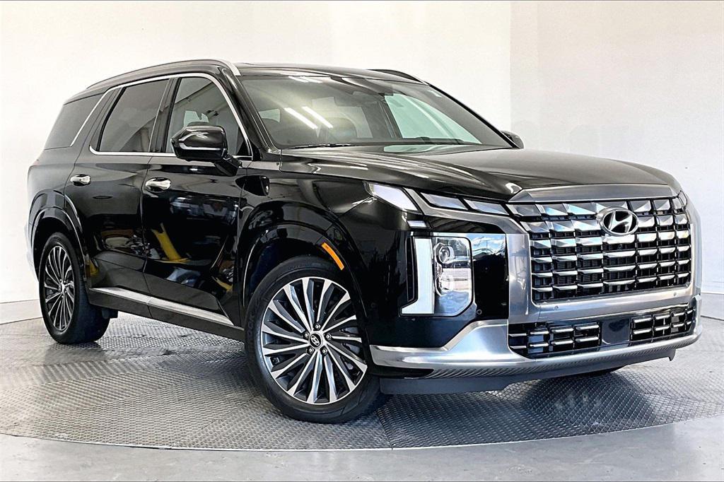 used 2023 Hyundai Palisade car, priced at $36,898