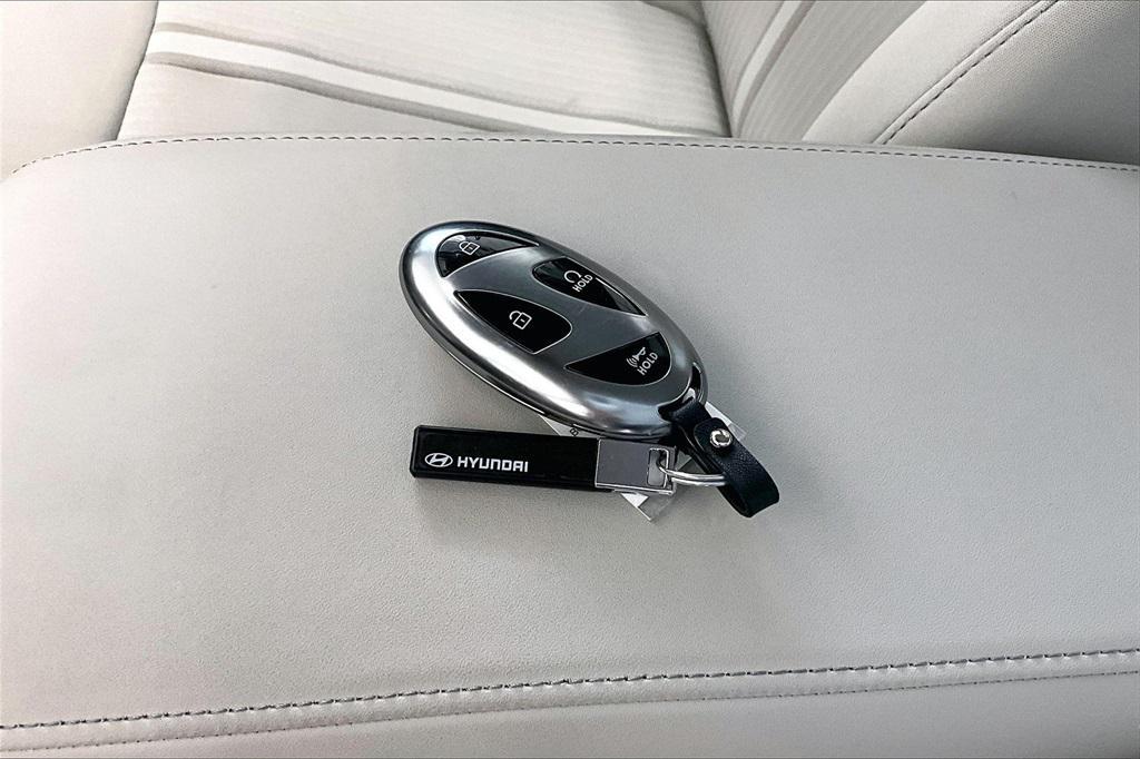 used 2025 Hyundai Sonata car, priced at $22,531