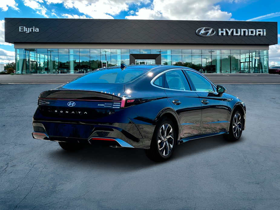 new 2024 Hyundai Sonata car, priced at $32,265