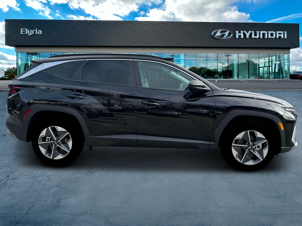 new 2025 Hyundai Tucson car, priced at $31,500
