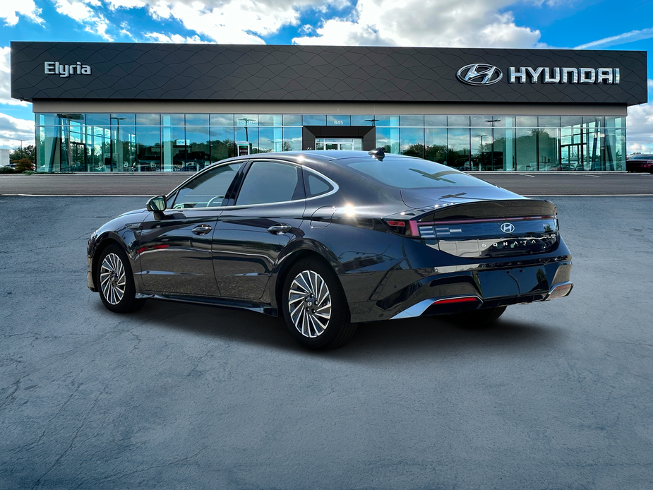 new 2025 Hyundai Sonata Hybrid car, priced at $39,140