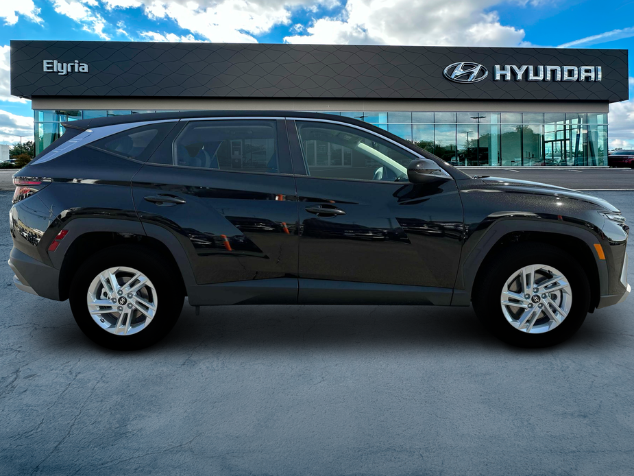 new 2025 Hyundai Tucson car, priced at $32,280