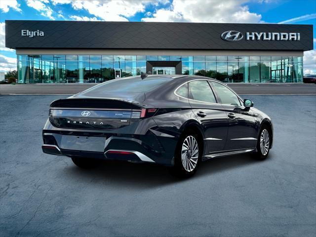 new 2025 Hyundai Sonata Hybrid car, priced at $36,850