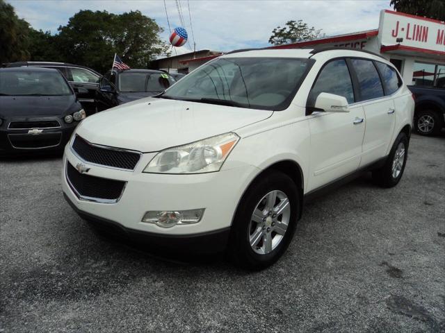 used 2010 Chevrolet Traverse car, priced at $6,995