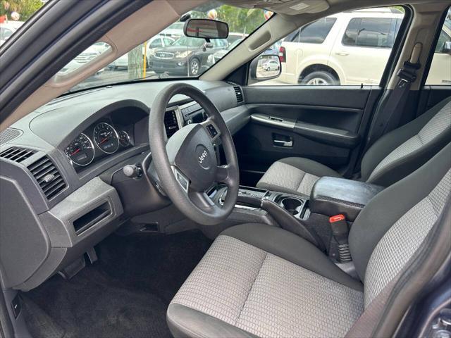 used 2009 Jeep Grand Cherokee car, priced at $5,995