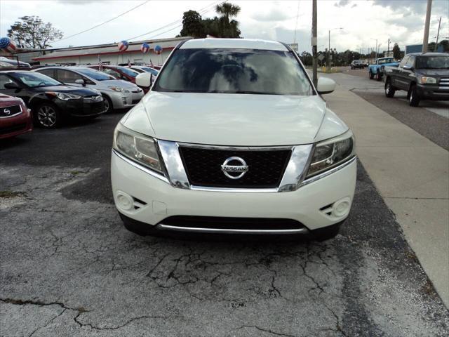 used 2014 Nissan Pathfinder car, priced at $7,995