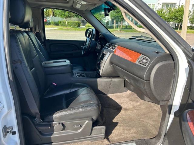 used 2008 GMC Yukon Hybrid car, priced at $6,495