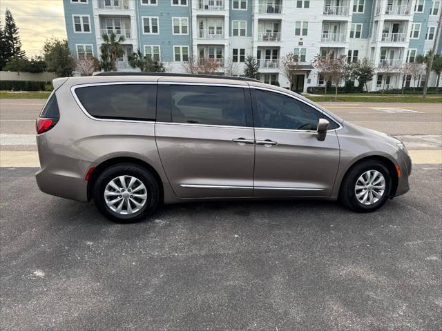 used 2017 Chrysler Pacifica car, priced at $7,995