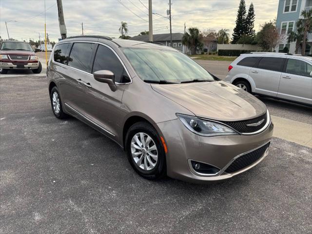 used 2017 Chrysler Pacifica car, priced at $7,995