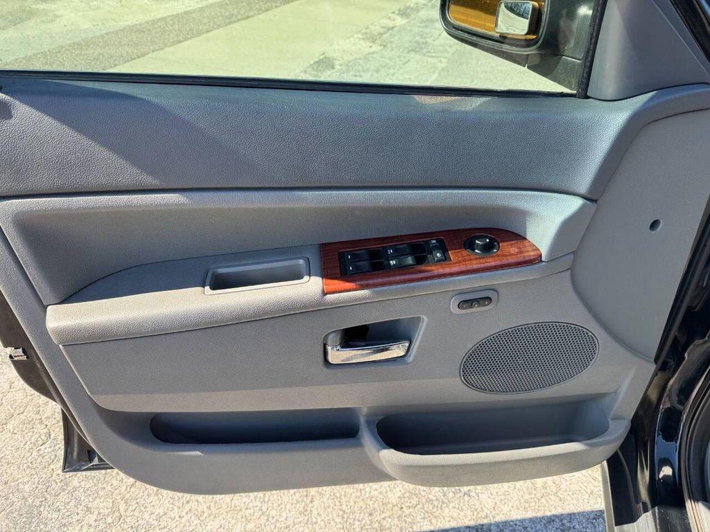 used 2006 Jeep Grand Cherokee car, priced at $4,995
