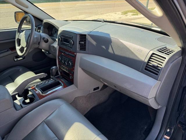 used 2006 Jeep Grand Cherokee car, priced at $5,495