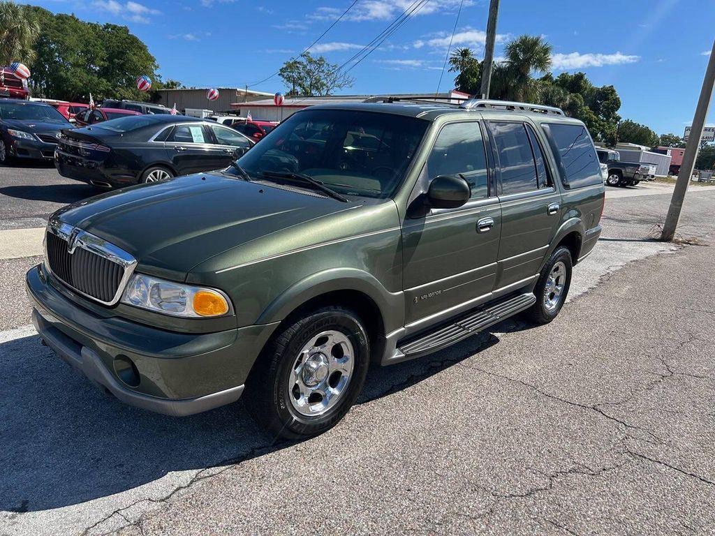 used 2001 Lincoln Navigator car, priced at $3,995