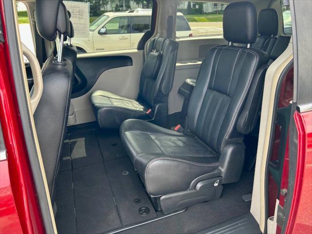 used 2014 Chrysler Town & Country car, priced at $6,495