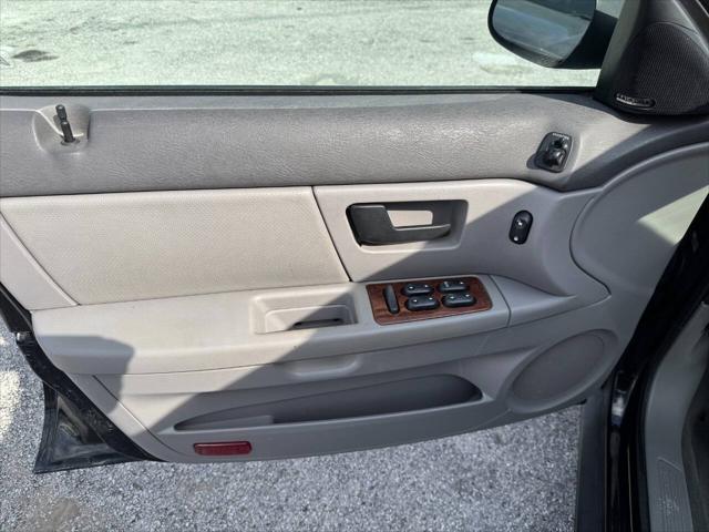 used 2004 Mercury Sable car, priced at $4,295