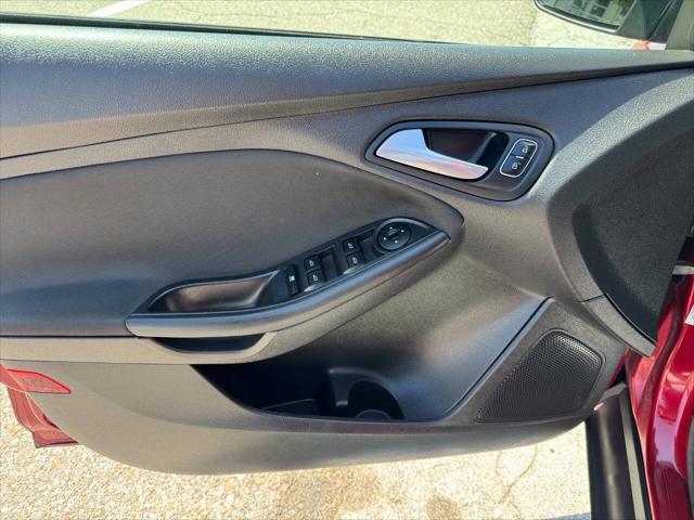 used 2016 Ford Focus car, priced at $5,495