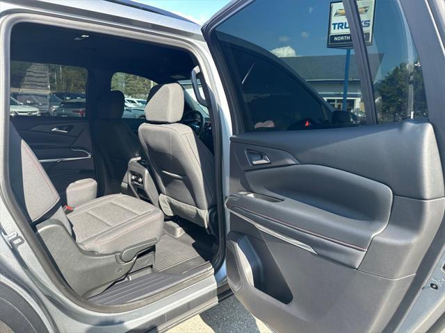 used 2024 Chevrolet Traverse car, priced at $42,990