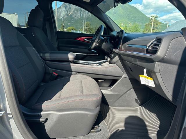 used 2024 Chevrolet Traverse car, priced at $42,990