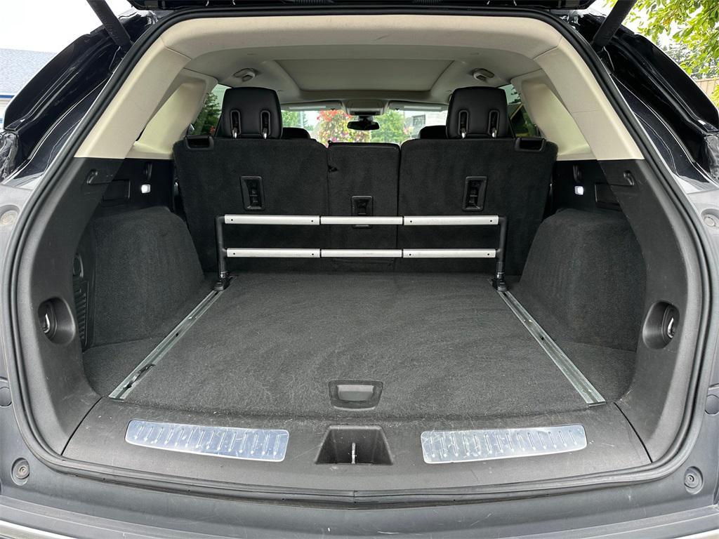 used 2017 Cadillac XT5 car, priced at $14,931