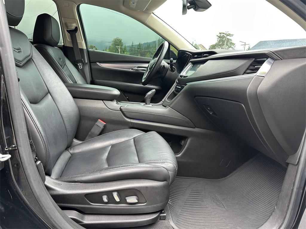 used 2017 Cadillac XT5 car, priced at $14,931