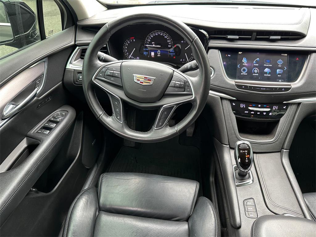 used 2017 Cadillac XT5 car, priced at $14,931
