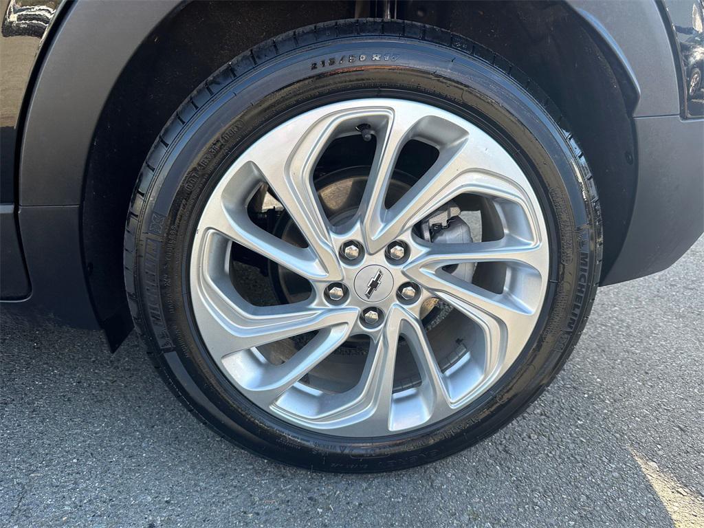 used 2023 Chevrolet Bolt EUV car, priced at $18,990