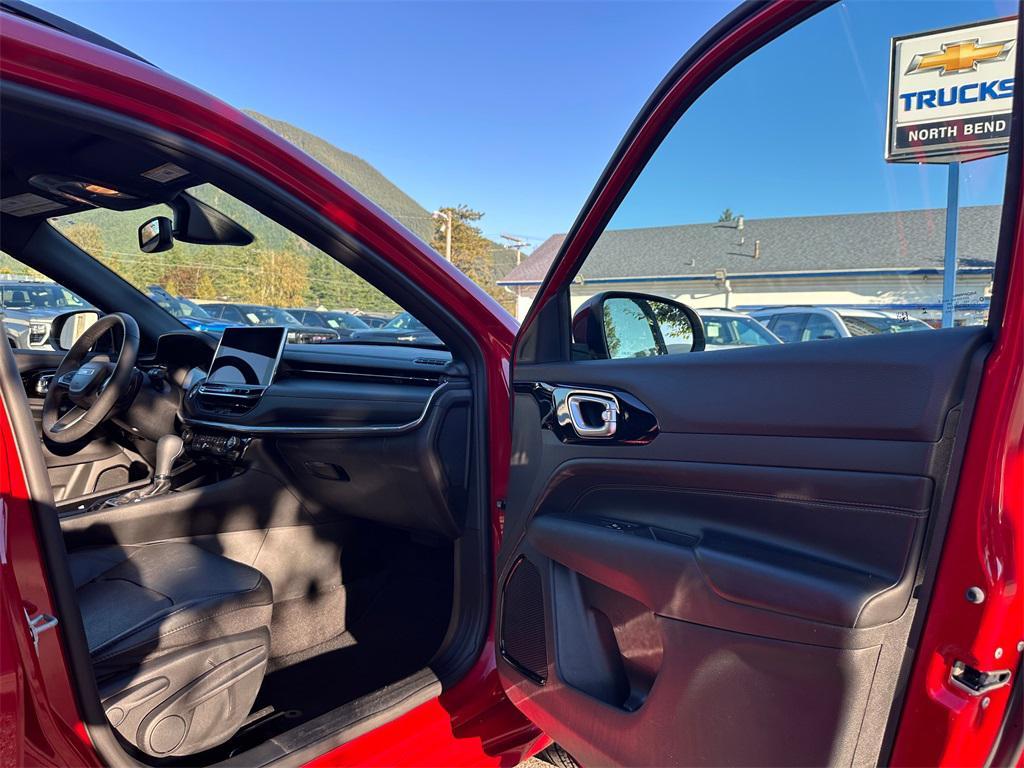 used 2023 Jeep Compass car, priced at $21,991