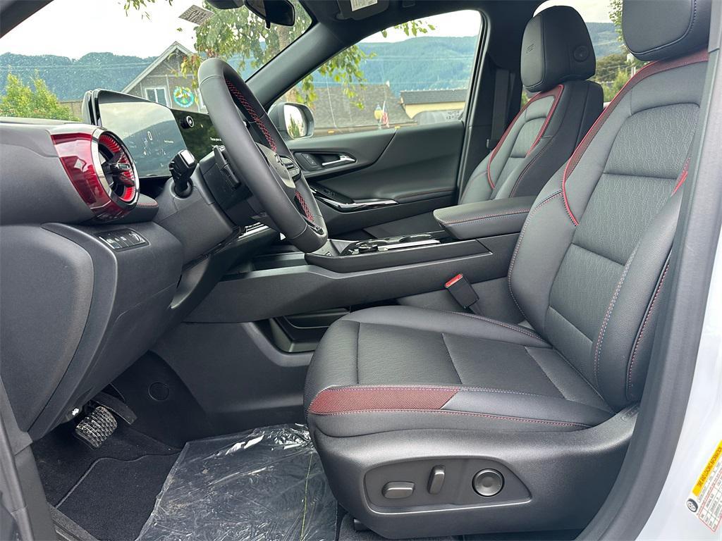 new 2026 Chevrolet Equinox car, priced at $34,390