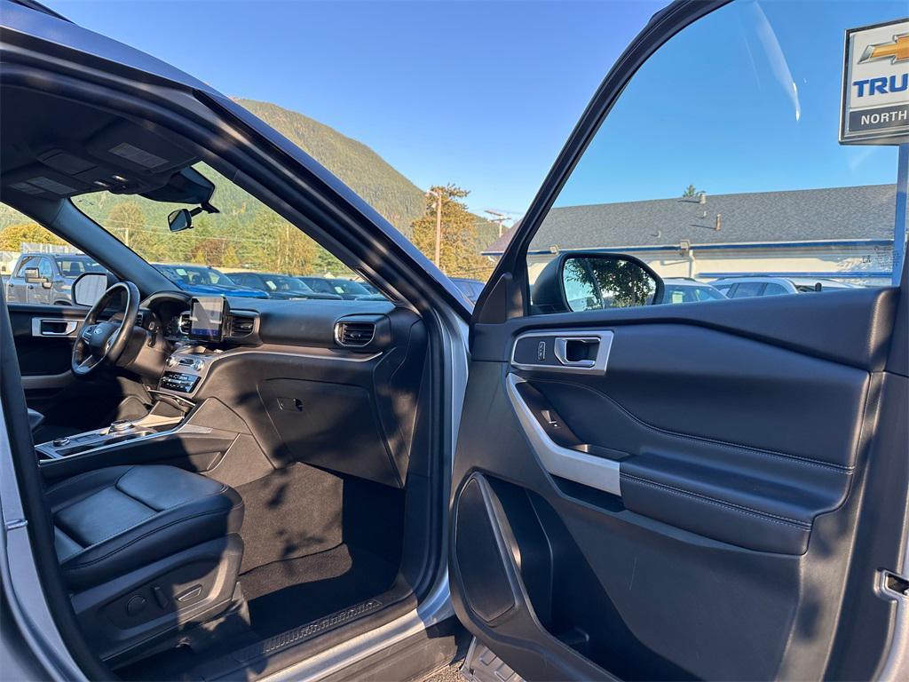 used 2023 Ford Explorer car, priced at $27,996