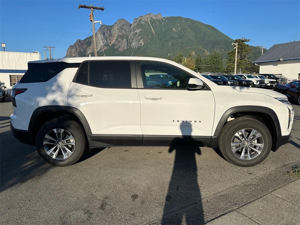 new 2026 Chevrolet Equinox car, priced at $29,920