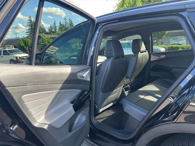 used 2023 Volkswagen ID.4 car