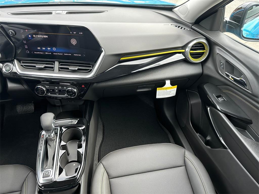 new 2025 Chevrolet Trax car, priced at $24,510
