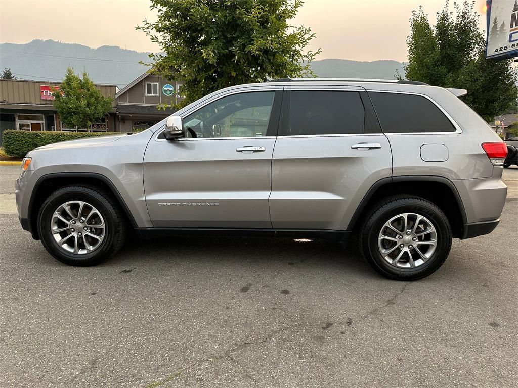 used 2015 Jeep Grand Cherokee car, priced at $9,500