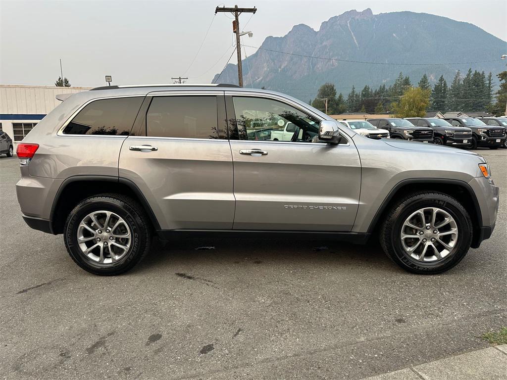 used 2015 Jeep Grand Cherokee car, priced at $9,500