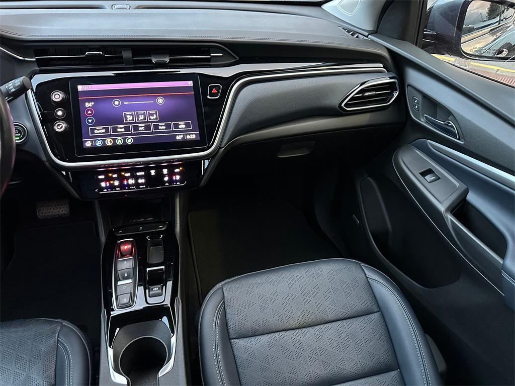 used 2022 Chevrolet Bolt EUV car, priced at $19,991