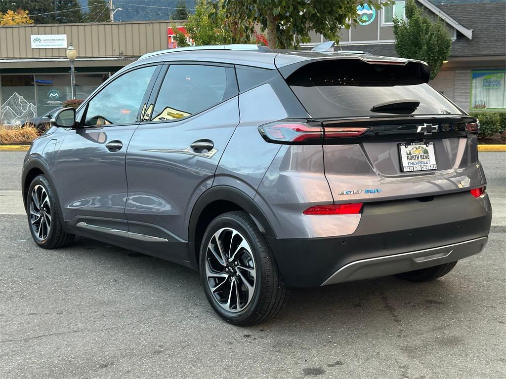 used 2022 Chevrolet Bolt EUV car, priced at $19,991