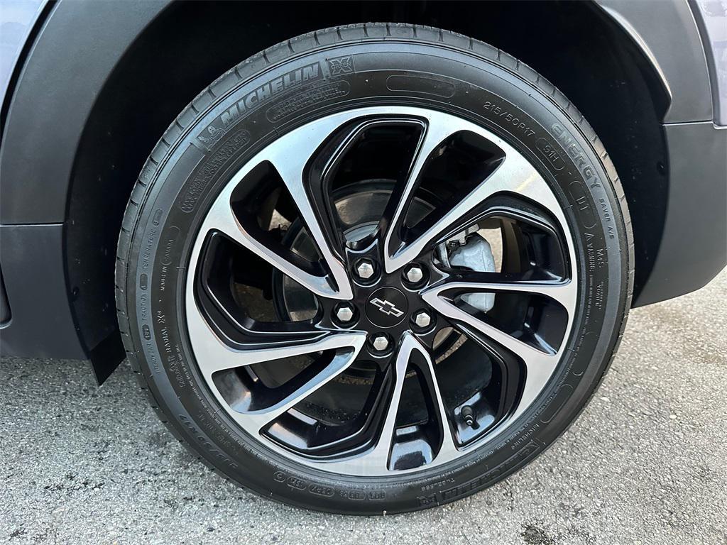 used 2022 Chevrolet Bolt EUV car, priced at $19,991