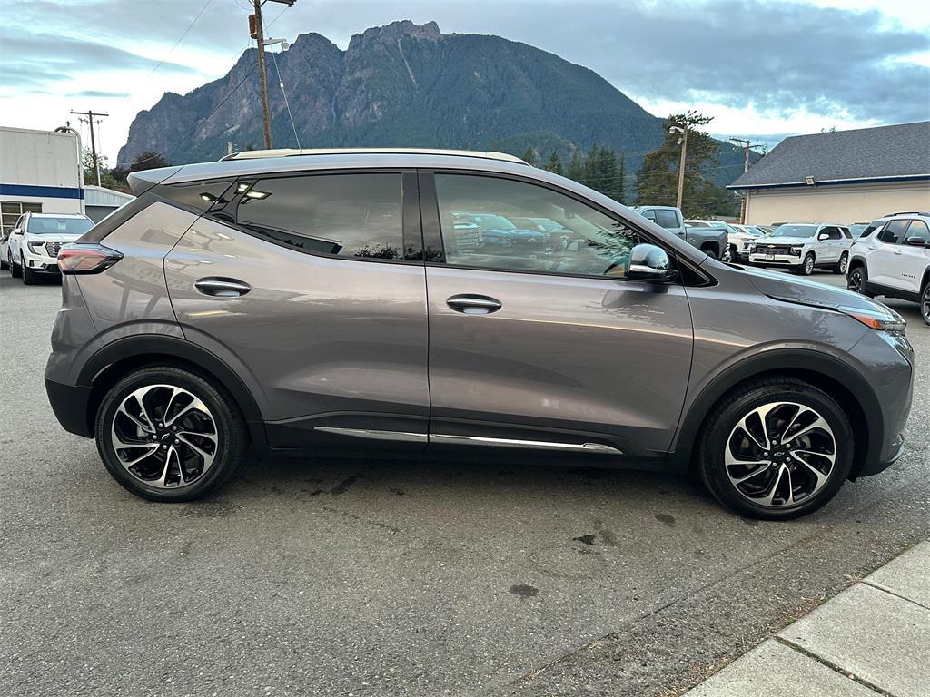 used 2022 Chevrolet Bolt EUV car, priced at $19,991