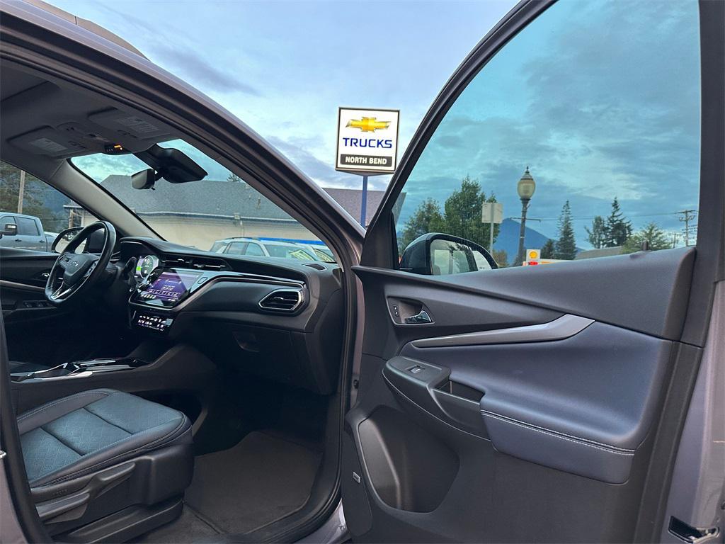 used 2022 Chevrolet Bolt EUV car, priced at $19,991
