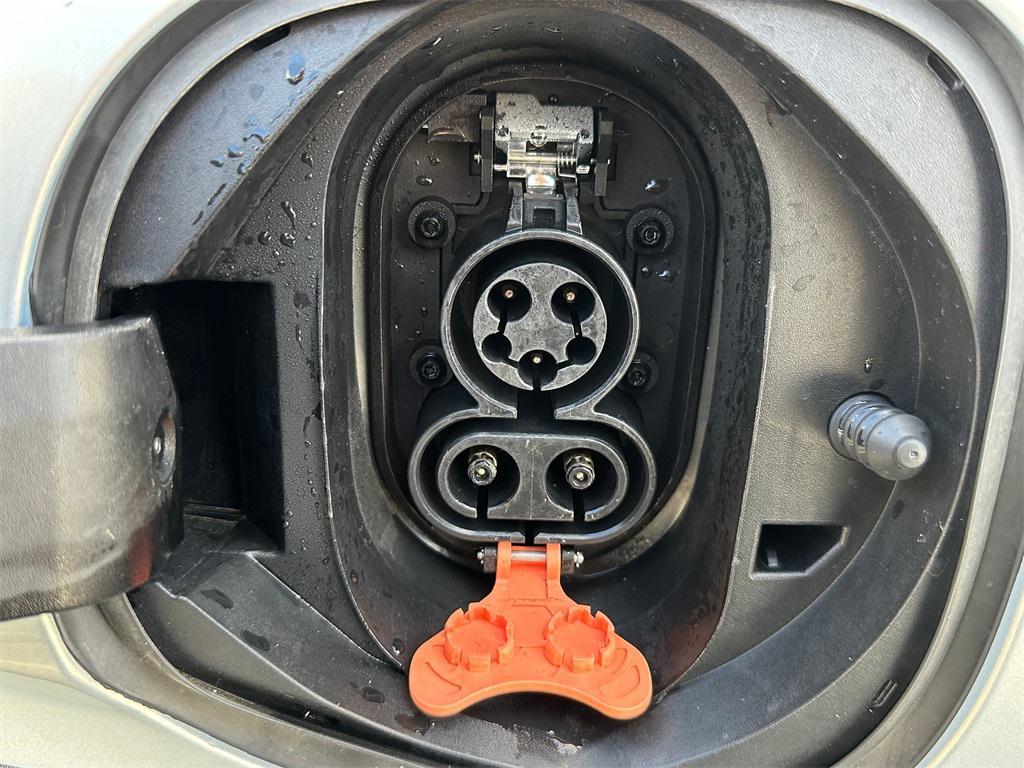 used 2022 Chevrolet Bolt EUV car, priced at $18,500