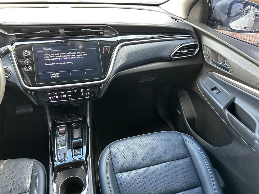 used 2022 Chevrolet Bolt EUV car, priced at $18,500
