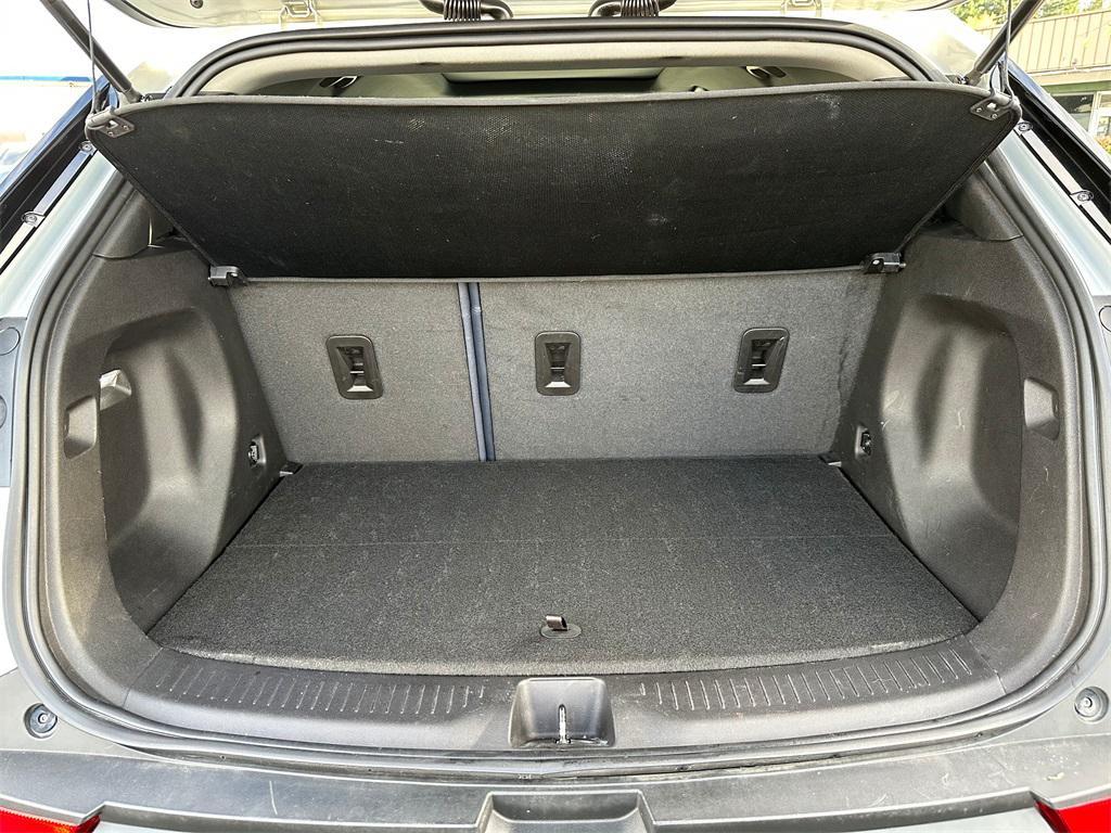 used 2022 Chevrolet Bolt EUV car, priced at $18,500