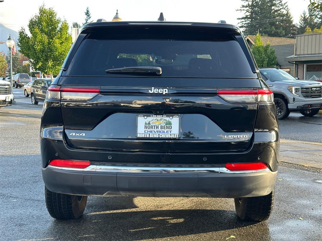 used 2024 Jeep Grand Cherokee car, priced at $34,990
