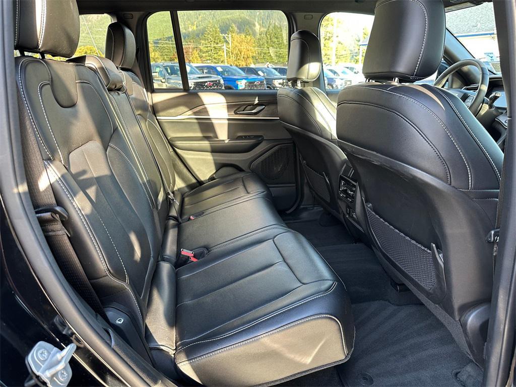 used 2024 Jeep Grand Cherokee car, priced at $34,990