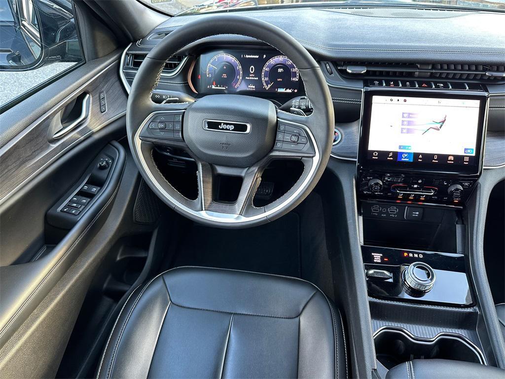 used 2024 Jeep Grand Cherokee car, priced at $34,990