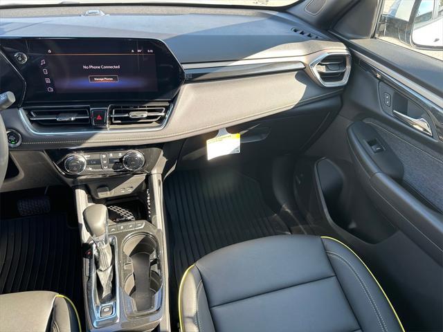 new 2025 Chevrolet TrailBlazer car, priced at $31,702
