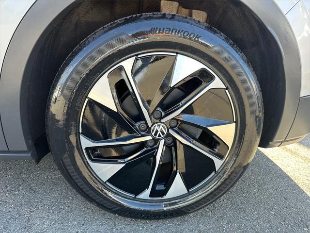 used 2021 Volkswagen ID.4 car, priced at $19,991