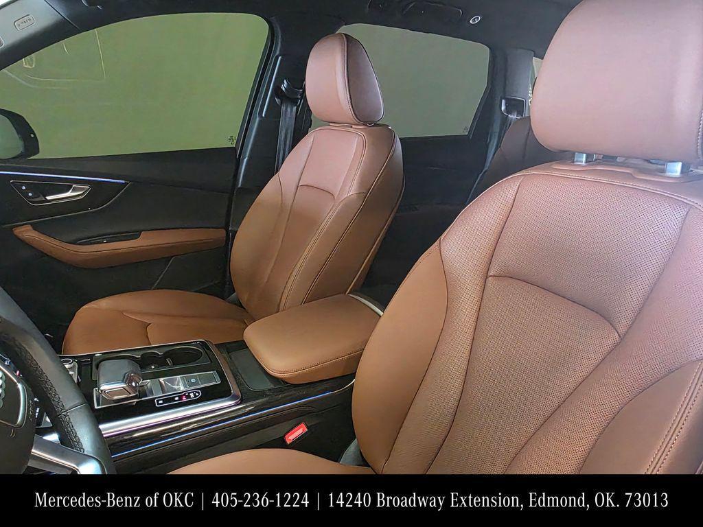 used 2023 Audi Q7 car, priced at $48,400