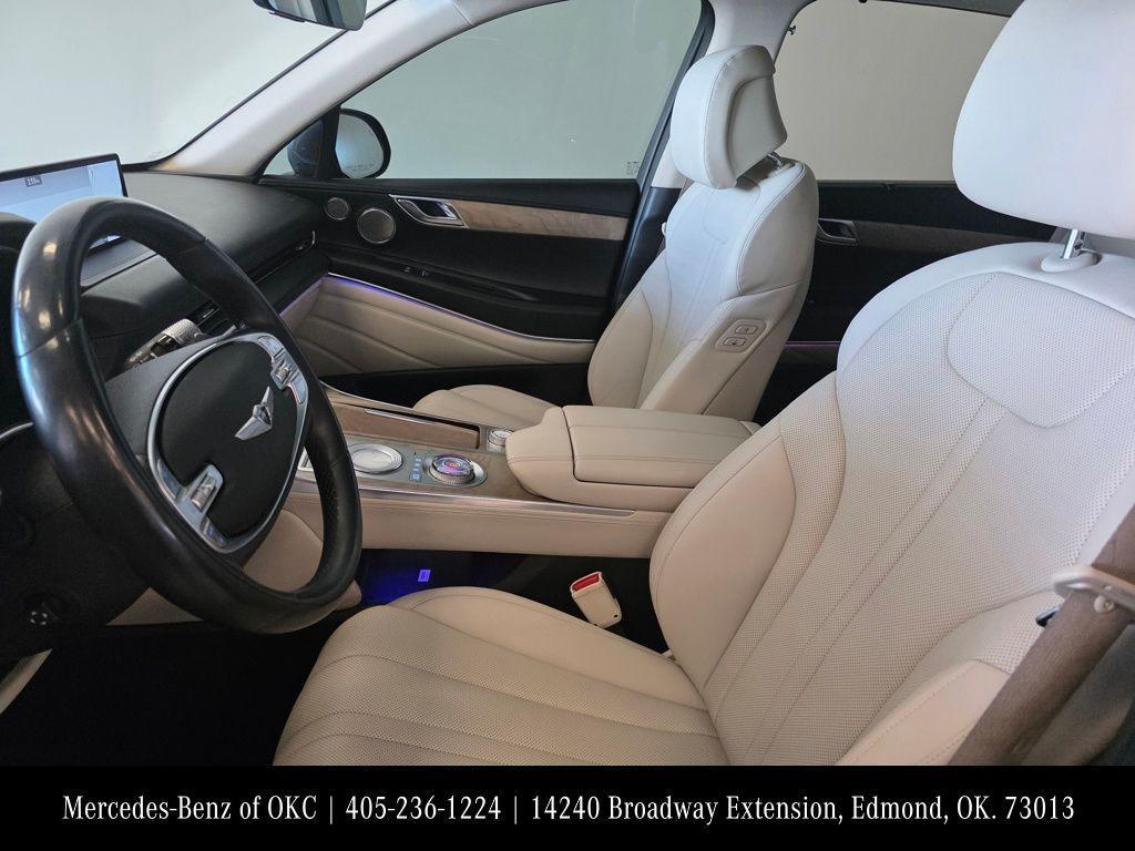 used 2021 Genesis GV80 car, priced at $27,400