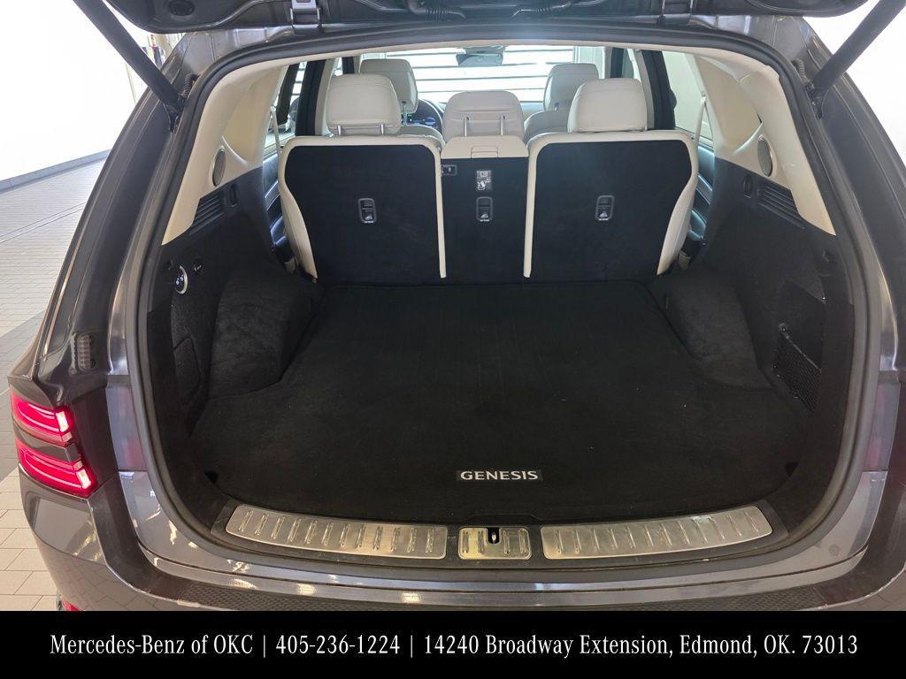 used 2021 Genesis GV80 car, priced at $27,400