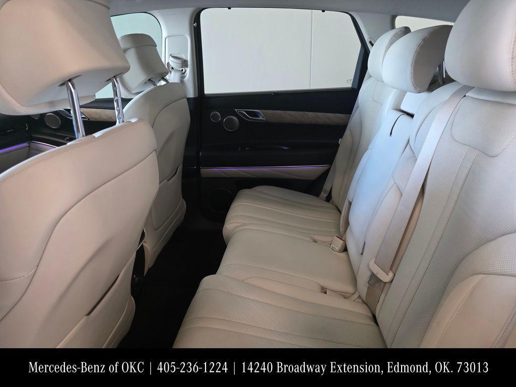 used 2021 Genesis GV80 car, priced at $27,400